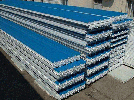 Color steel sandwich panel